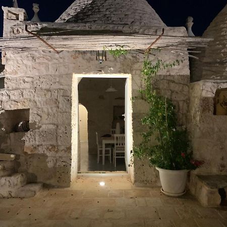אוסטוני Trulli Da Lalli מראה חיצוני תמונה