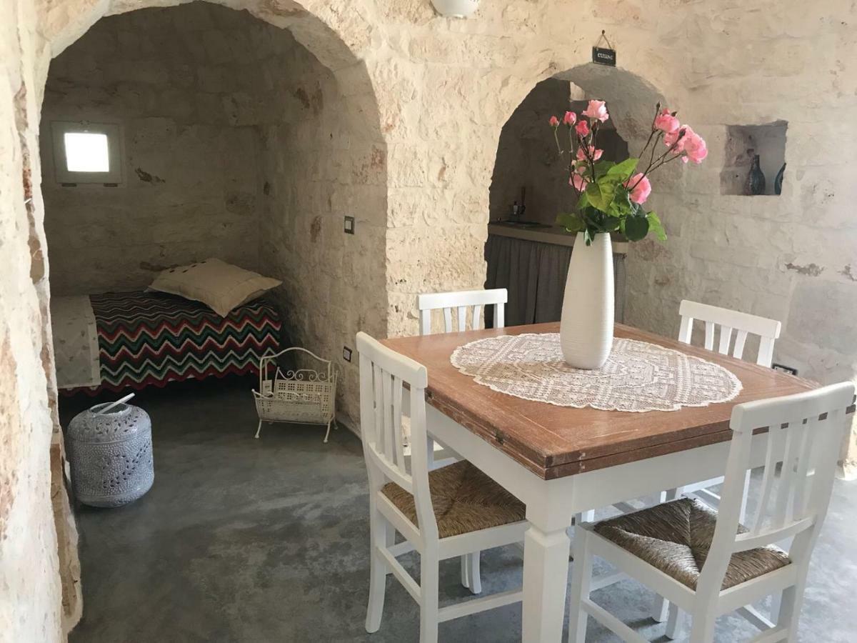 אוסטוני Trulli Da Lalli מראה חיצוני תמונה