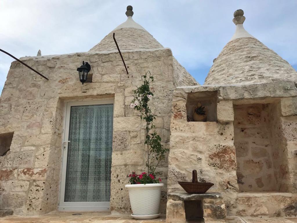אוסטוני Trulli Da Lalli מראה חיצוני תמונה